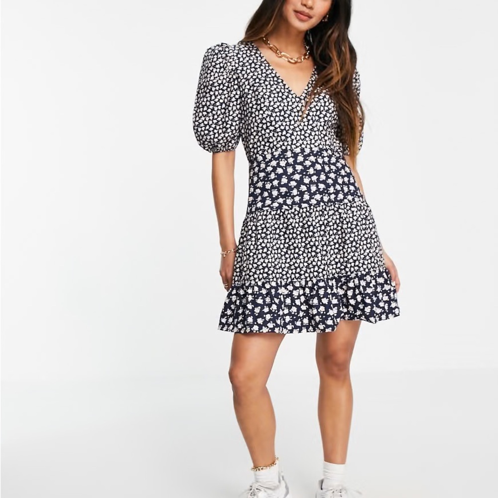 French Connection Navy Floral Puff Sleeve Dress